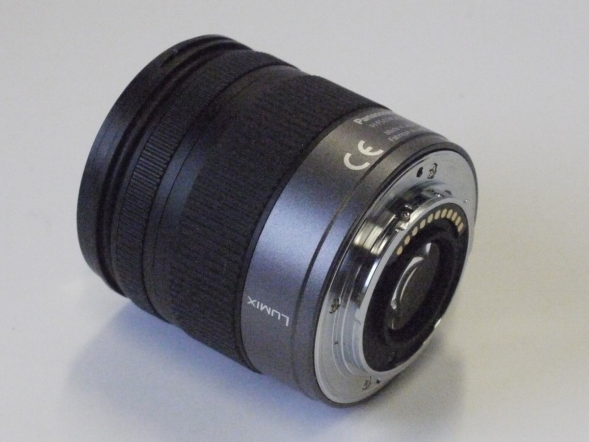 mwclassiccameras-20230303-67 Lumix 14-45mm f3.5-5.6 G Vario ASPH Mega O.I.S Micro four Thirds lens + Marumi 52mm DHG lens protector, H-FS014045 bayonet len hood & caps