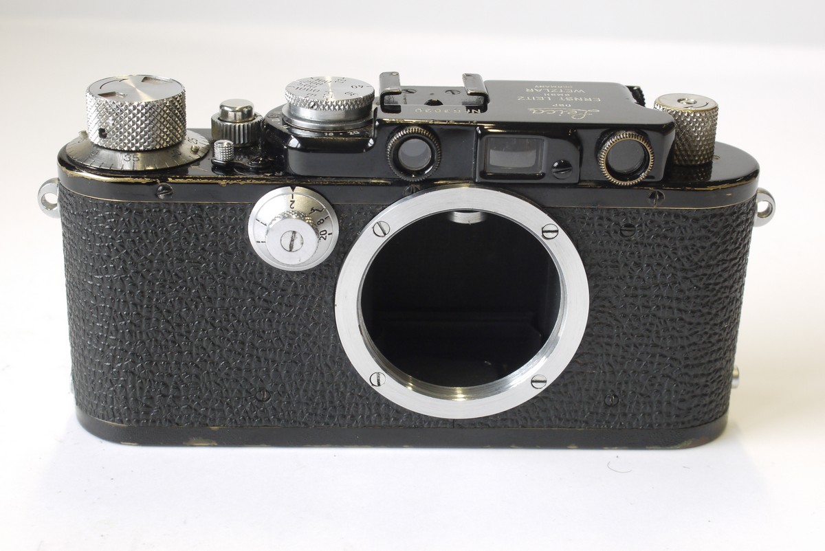 mwclassiccameras-20230407-1 Leica I factory converted to IIIf, black paint with nickel wind & rewind knobs, with chrome shutter dial, slow-speed dial, flash socket & shutter release