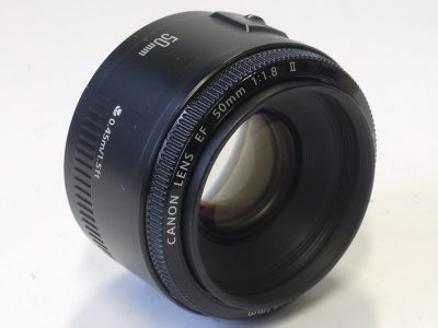 Canon EF 50mm f1.8 II AF/Manual focus lens
