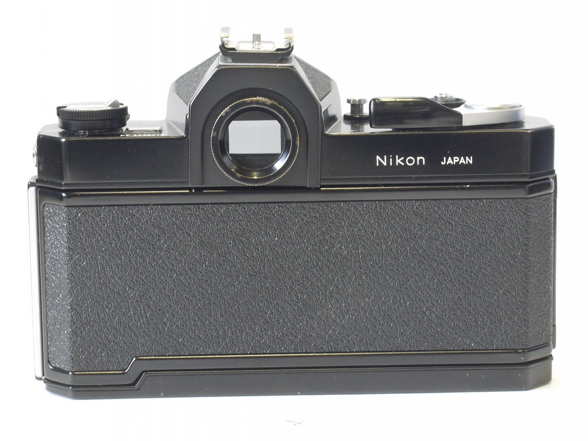 mwclassiccameras-20230420-160 Nikon Nikkormat FTN BLACK paint 35mm SLR body + Original Instructions & ER case