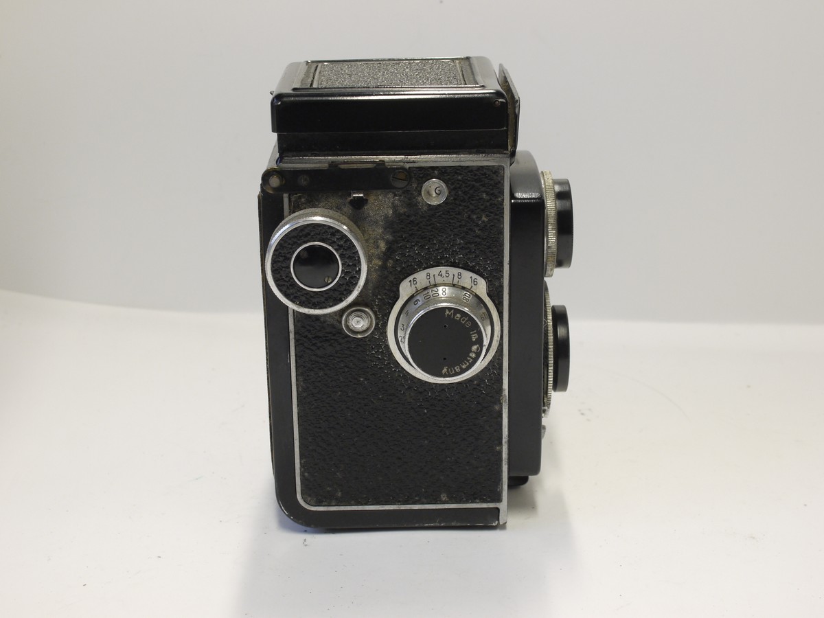Rolleicord Ia TLR Type 3 c1938-47 with Zeiss 7.5cm f4.5 Triotar