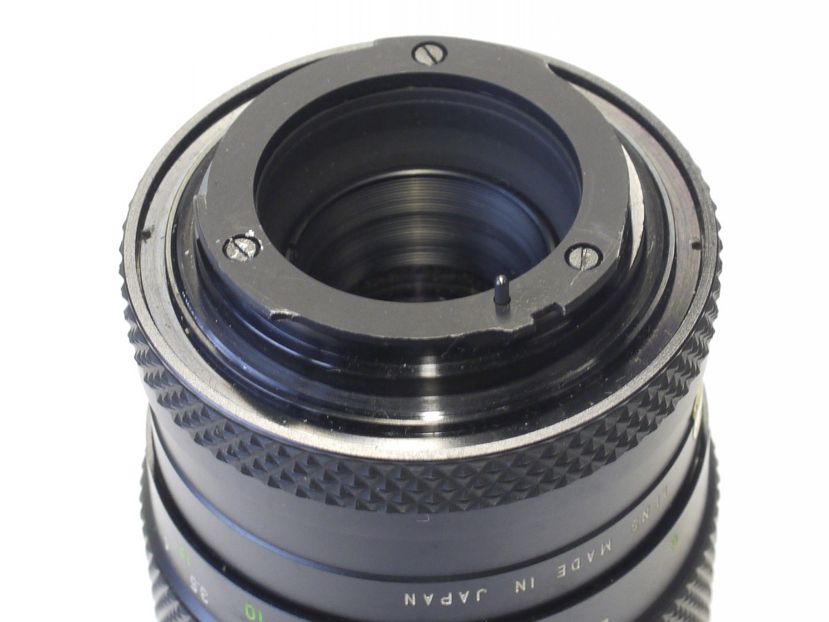 mwclassiccameras-20230420-288 Voigtlander 135mm f2.8 Color-Dynarex AR lens for Voigtlander/Rollei SL35/QBM mount + caps & case