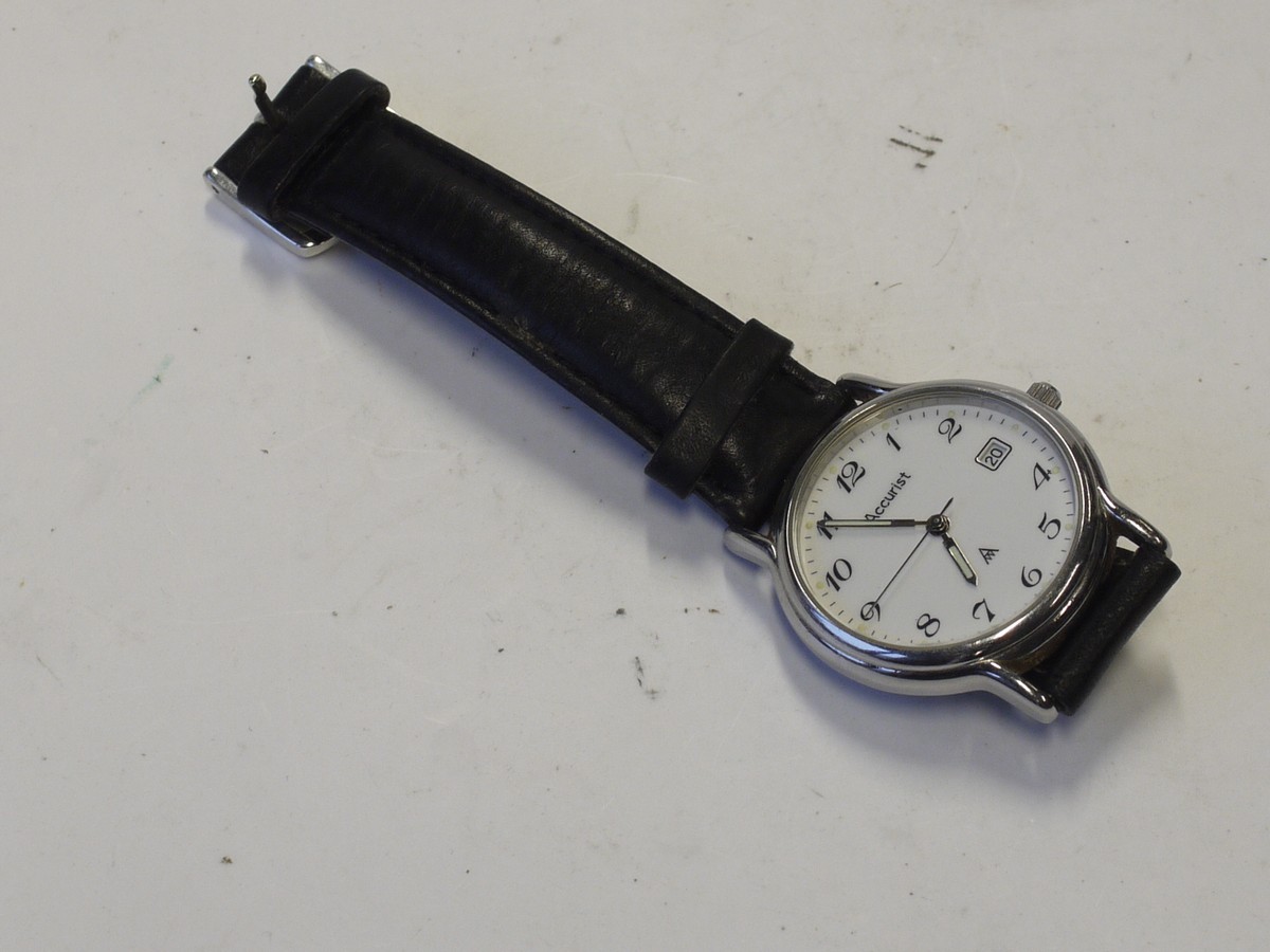mwclassiccameras-20230420-424 Accurist MS480 Automatic Gents Wristwatch, White Dial, Black numbers, Stainless Steel back, Black leather type strap