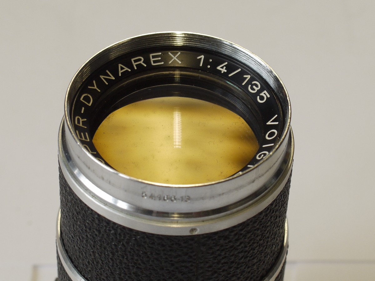 mwclassiccameras-20230428-112 Voigtlander 135mm f4 Super-Dynarex Bessamatic Deckel mount lens + Voigtlander caps & leather sprung case