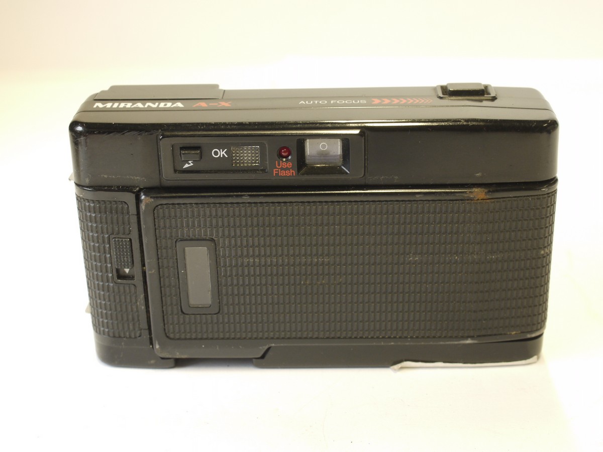 mwclassiccameras-20230428-163 Rollei HFT 50mm f1.4 Planar QBM lens for Rolleiflex SL35 cameras. UNCOMMON