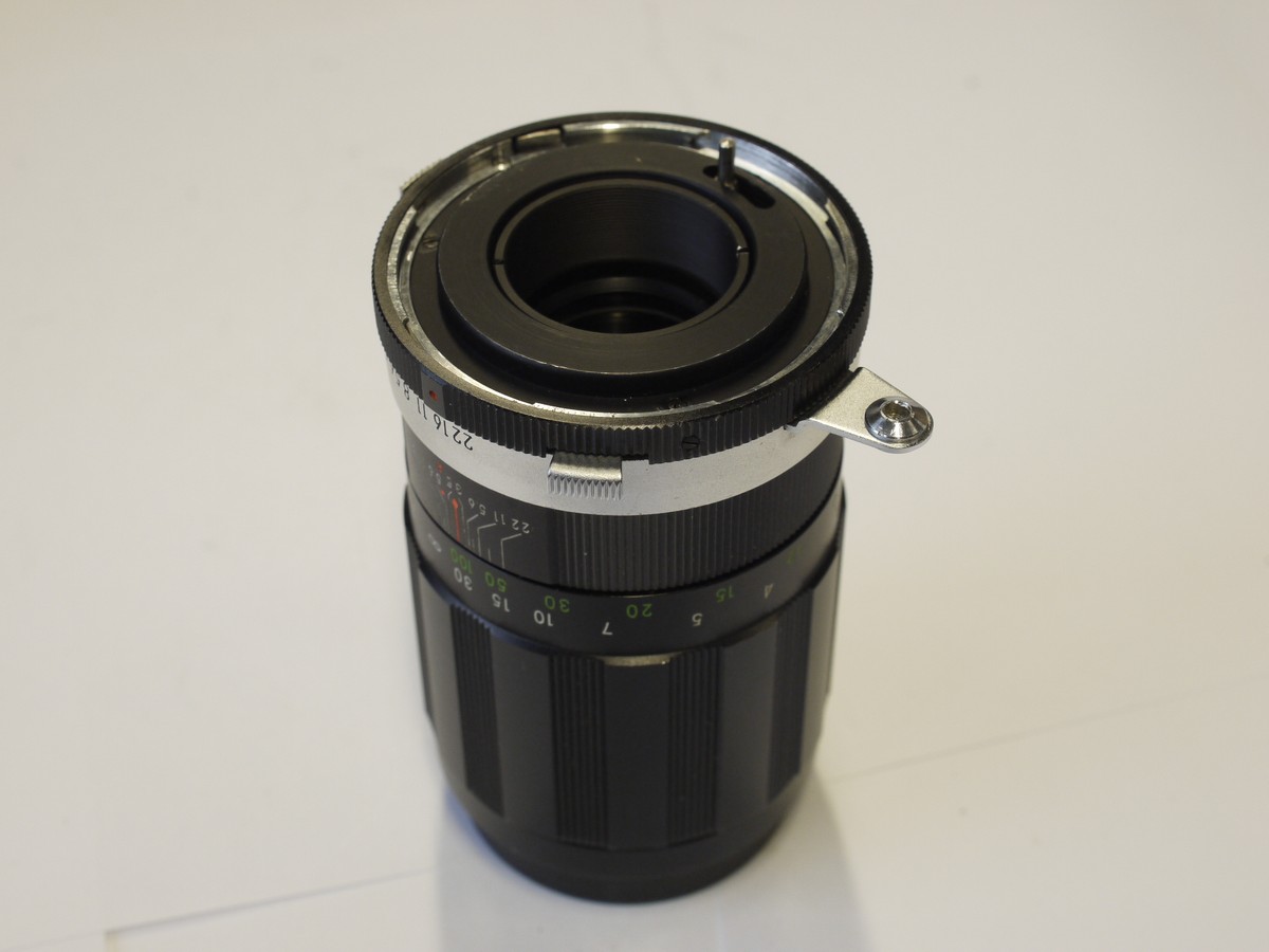 mwclassiccameras-20230428-228 Miranda 135mm f3.5 Auto Miranda bayonet mount lens + Miranda lens hood caps, case & matching numbered box
