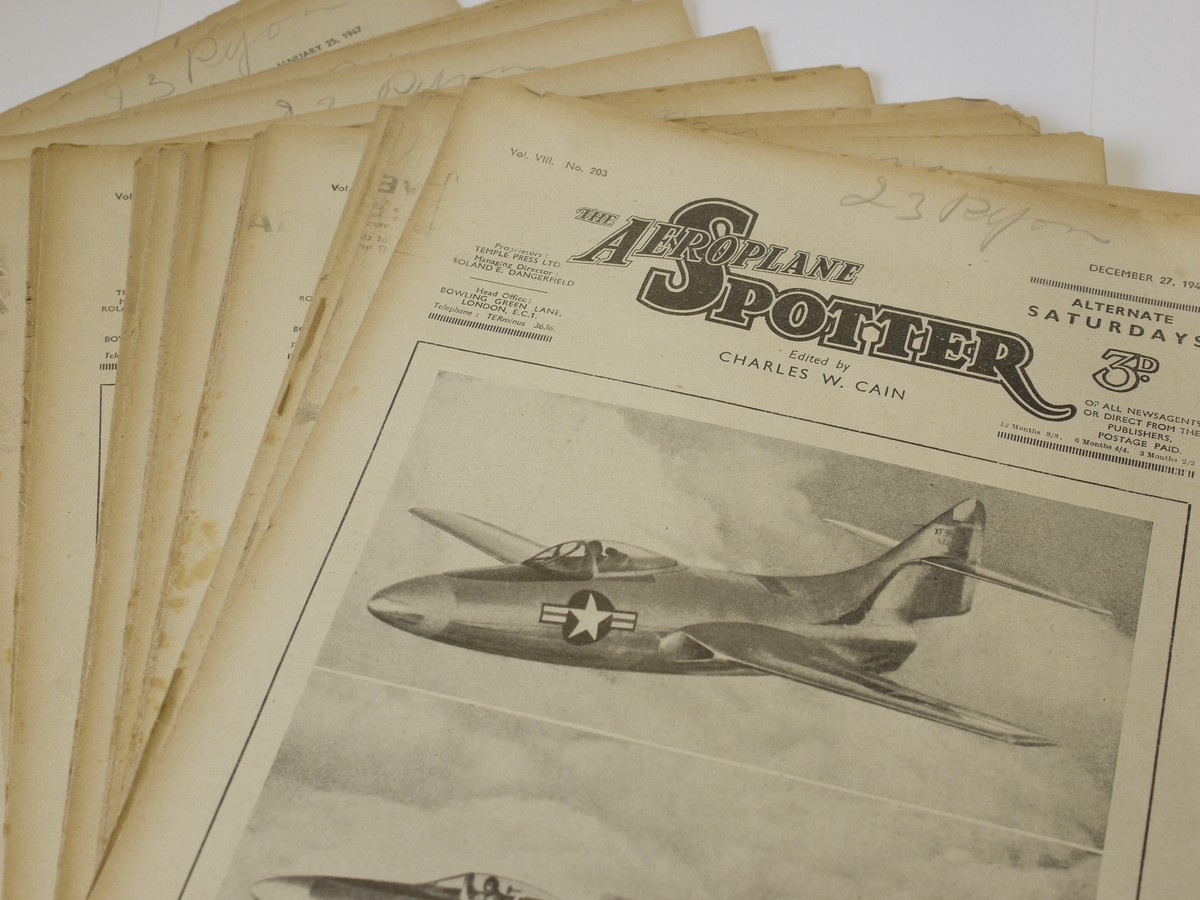 mwclassiccameras-20230428-246 The Aeroplane Spotter set of 26 Original 12-page Magazines from January 11th 1947 to December 27th 1947