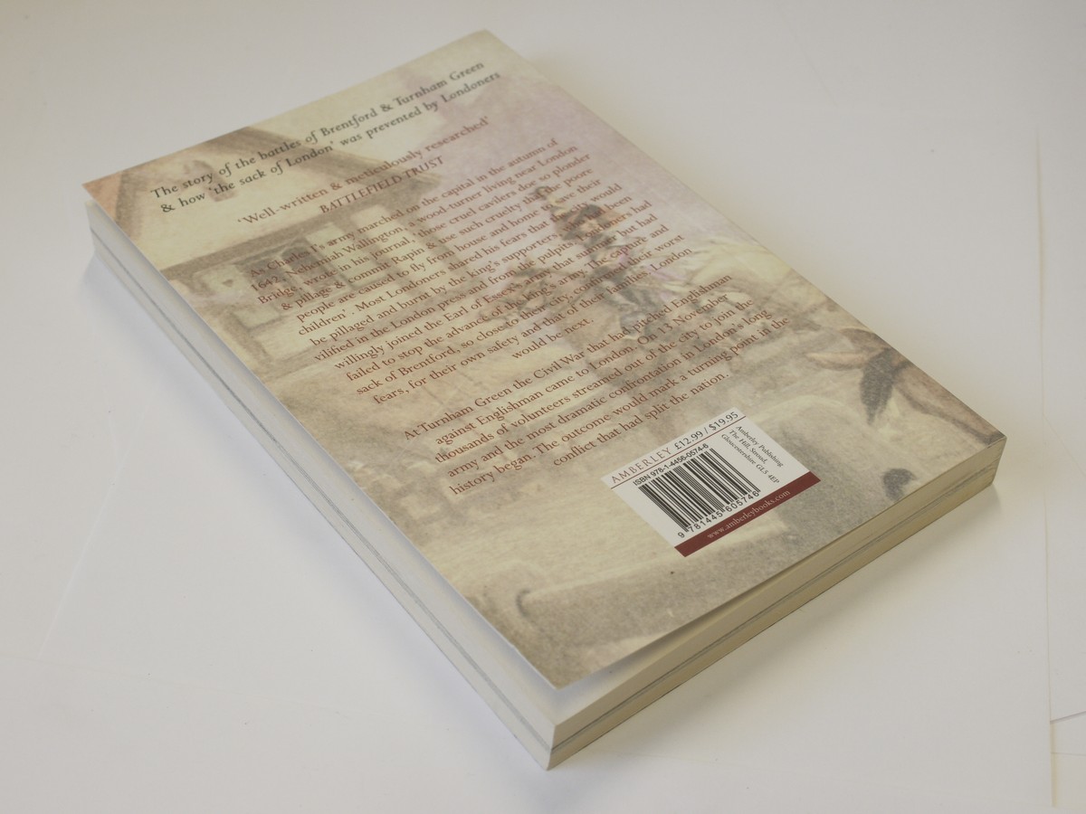 mwclassiccameras-20230428-358 The Battle for London, book by Stephen Porter & Simon Marsh c2012. Softbound. 160 pages in English