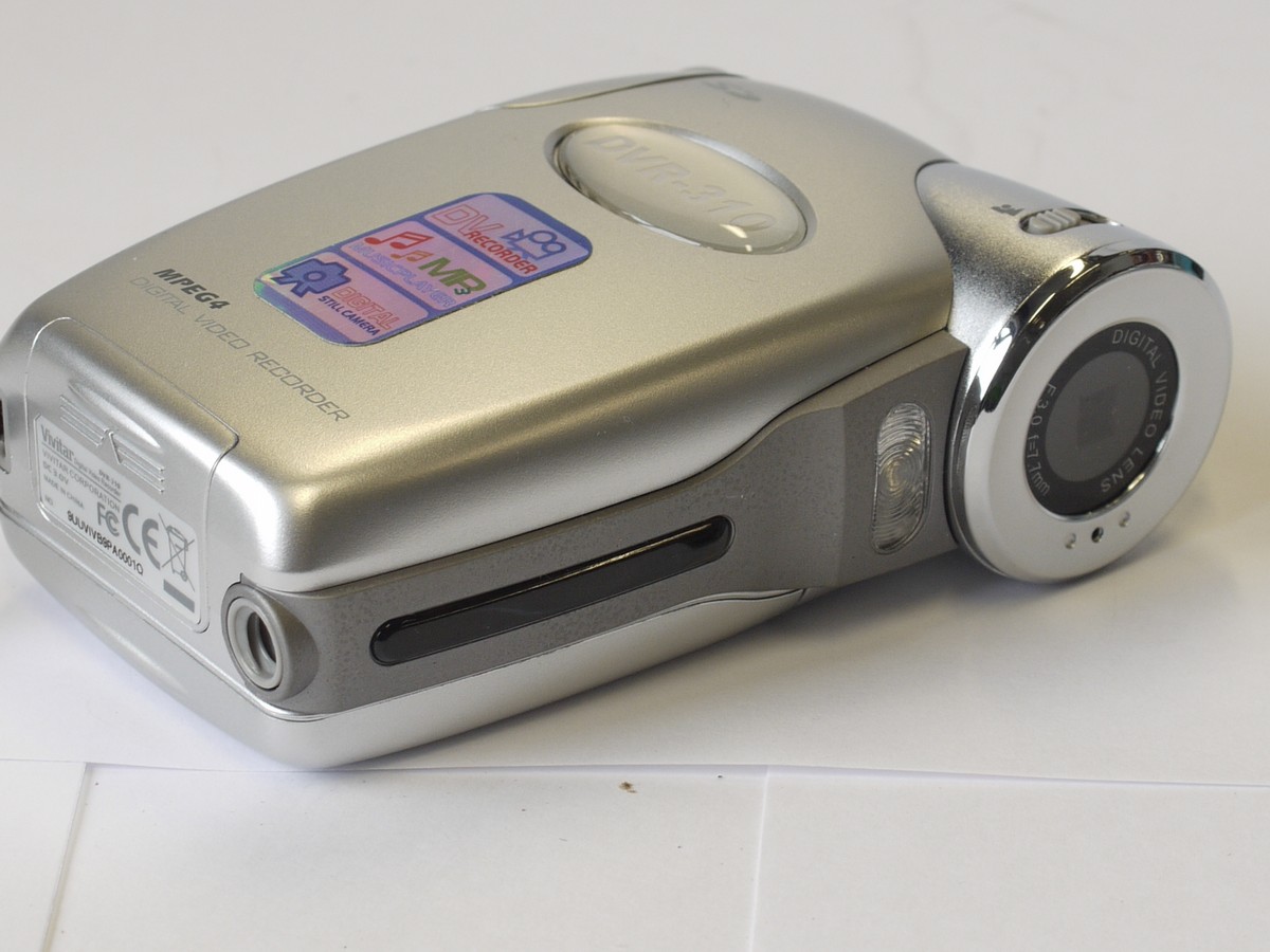 mwclassiccameras-20230428-59 Vivitar DVR-310 Digital Video Camcorder & Digital Still Camera, 3MP, c2004 with 7.7mm f3 lens, wrist strap, CD, Instructions, leads, Mini Tripod, pouch case & makers box