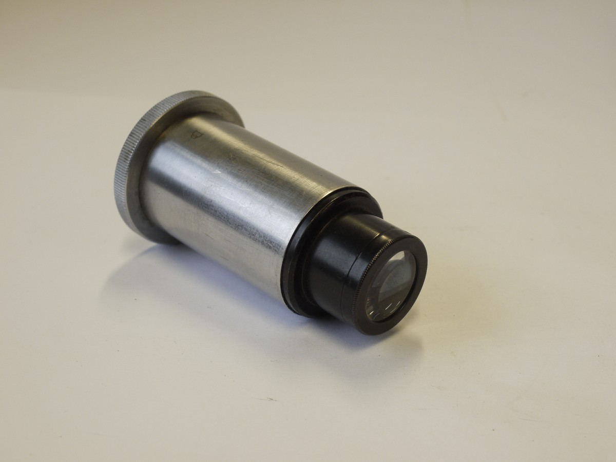mwclassiccameras-20230512-103 Dallmeyer 35mm Dallcoated Projection lens. No Iris. 18mm Glass diameter. With Blue box