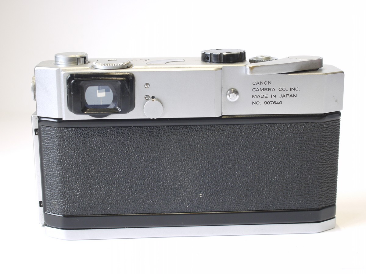 mwclassiccameras-20230512-24 Canon 7 selenium metered chrome Leica Copy body, Leica L39 screw mount