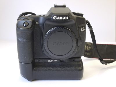 Canon EOS 40D DSLR body 10.1MP, with Three Batteries, BG-E2 Battery Grip, Canon CB-5L Charger & Canon neck strap