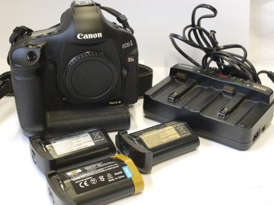 Canon EOS-1 DS Mark III 21.1MP Full Frame DSLR body with Canon LP-E4 Batter, 2 Spare Batteries, Canon LC-E4N Charger & neck strap