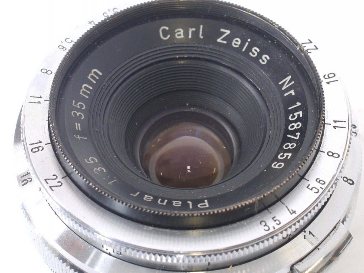 mwclassiccameras-20230526-266 Carl Zeiss 35mm f3.5 Planar Post-War Contax IIa/IIIa rangefinder mount lens + Zeiss rear cap