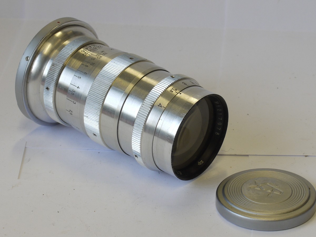 mwclassiccameras-20230602-420 Krasnagorsk 135mm f4 Jupiter-11 coated chroe bayonet lens for Kiev 4 + makers front cap