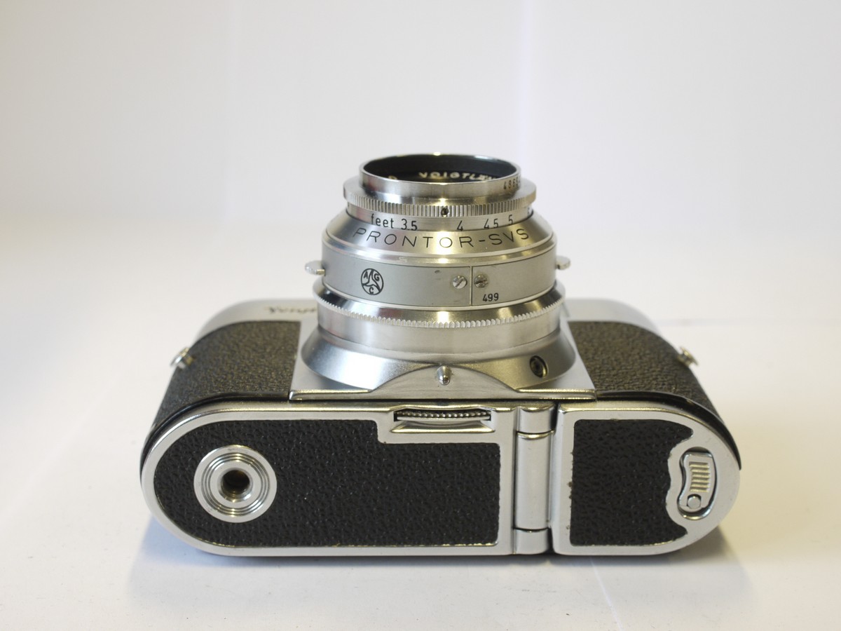 mwclassiccameras-20230602-501 Voigtlander Vito B 35mm viewfinder camera with large finder & 50mm f2.8 Color-Skopar in Prontor-SVS shutter