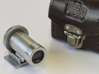 Nikon Nippon Kogaku 13.5cm Optical shoe finder, all chrome + Nikon leather case