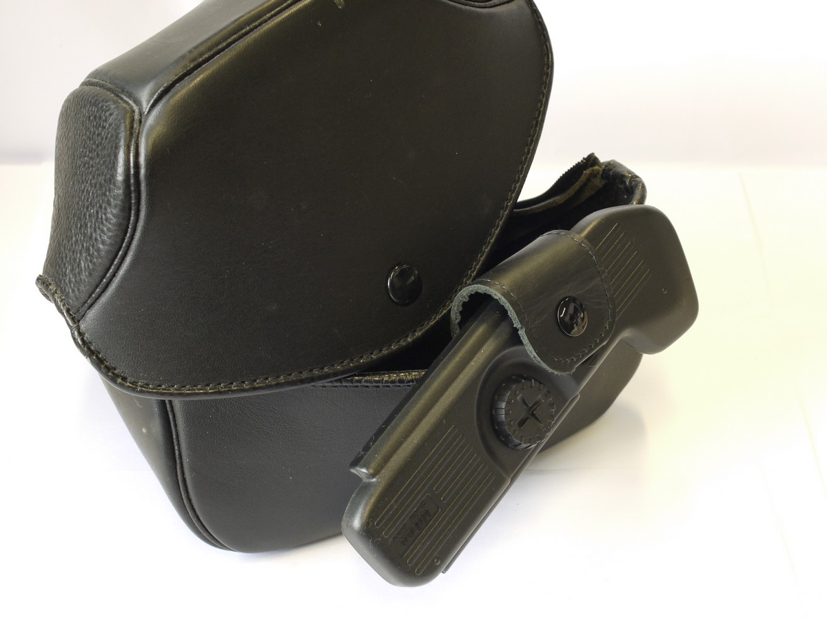 Nikon Black ER case (CF-41) with long/high front part, for Nikon