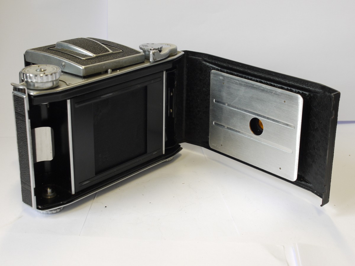 mwclassiccameras-20230804-26 Taiyodo Koki Monoflex 6x6 on 120 rigid type camera with waist-level finder + TKK 75mm f3.5 Canter interchangeable screw mount lens. Early Japanese 6x6 SLR - VERY RARE, NO REFERENCE FOUND OF THIS CAMERA