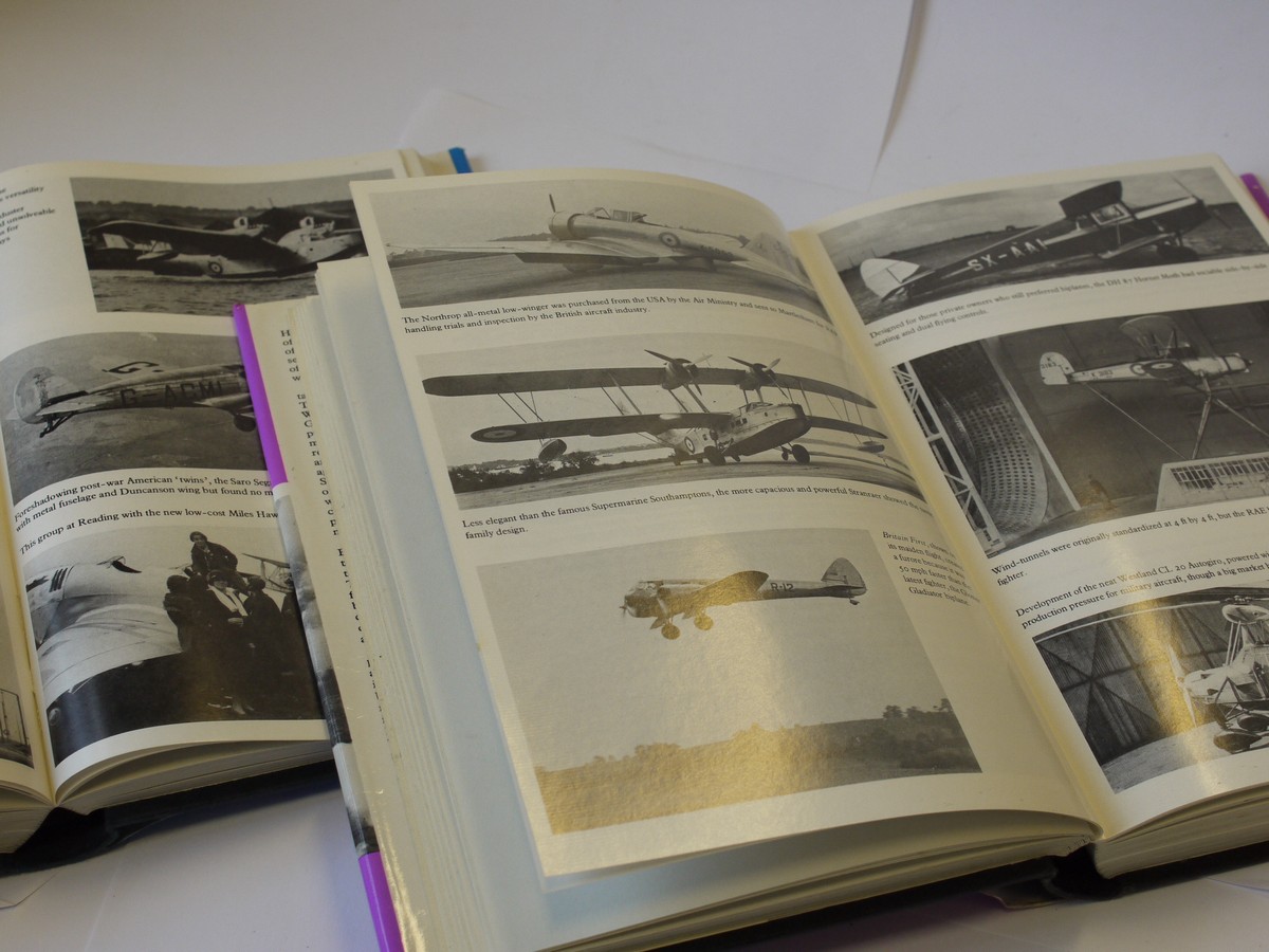 mwclassiccameras-20230811-88 Set of Two Royal Air Force Museum publications - "British Aviation Ominous Skies 1935-1939" + "British Aviation Widening Horizons 1930-1934" by Harald Penrose c1979 & 1980. Both Hardback with dust covers