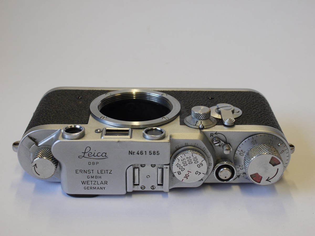 mwclassiccameras-20230825-25 Leica IIIf Black-Dial body, with delayed action (No.461585)