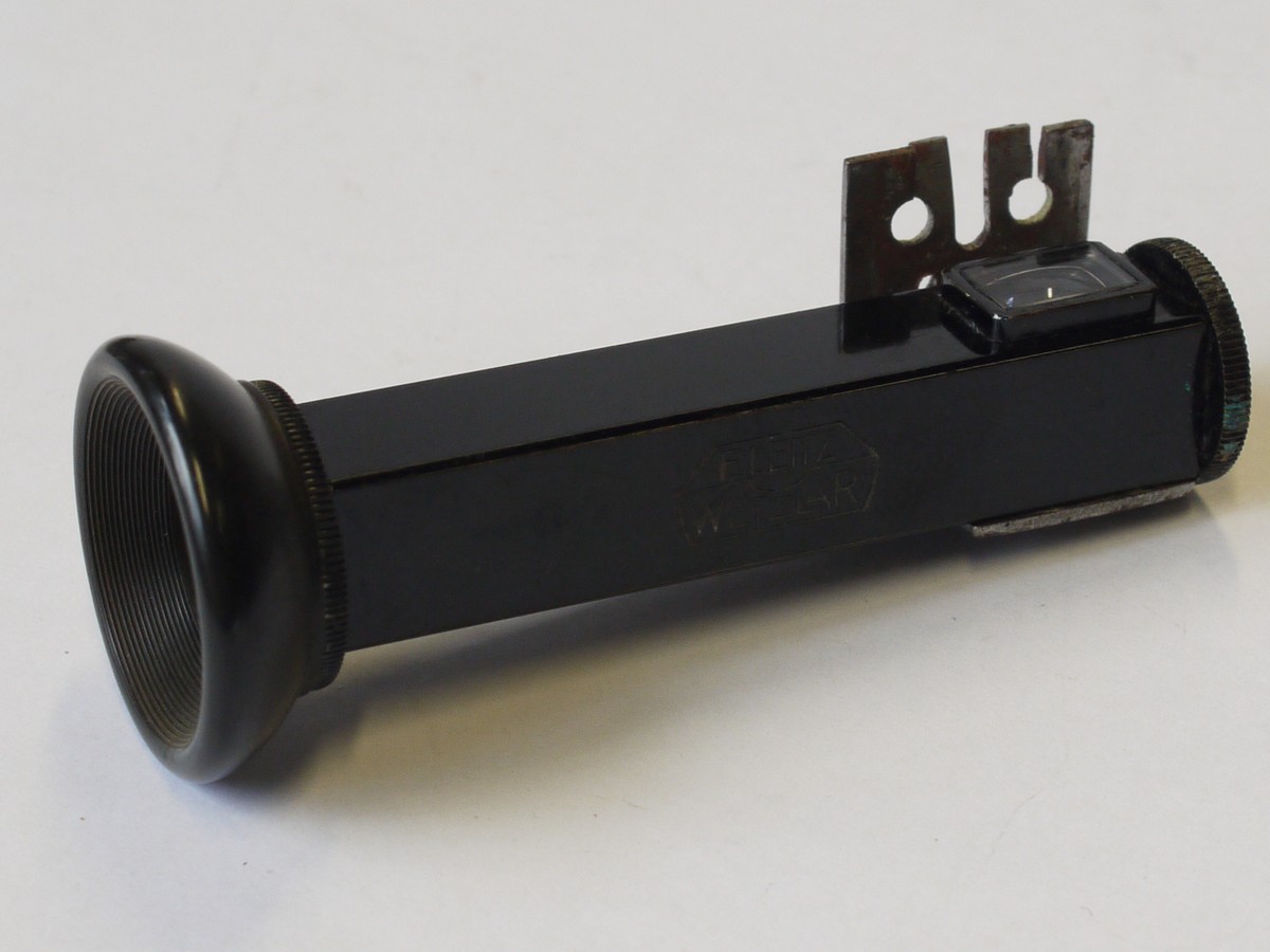 mwclassiccameras-20230825-58 Leitz right-angle shoe fitting finder. Black (WINKO). With replaced shoe fitting