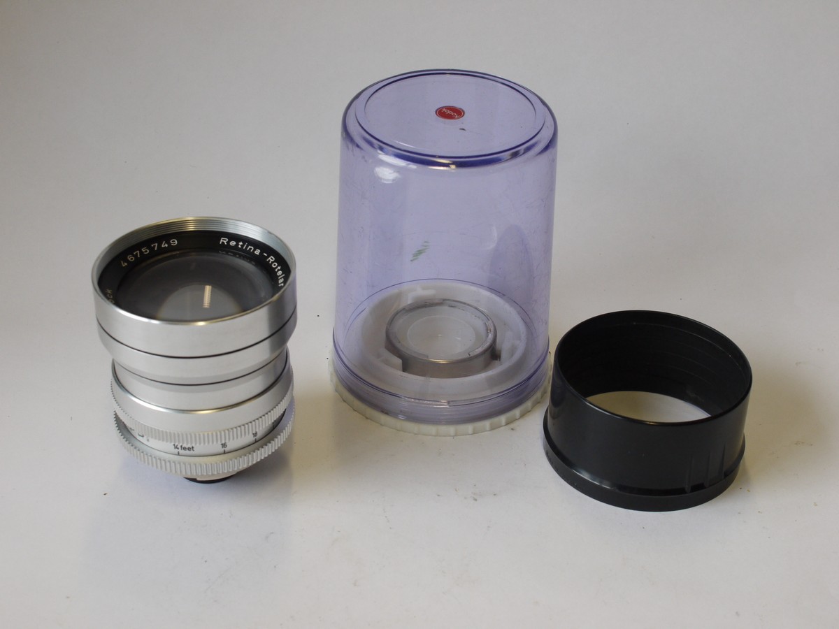 mwclassiccameras-20230901-67 Rodenstock 135mm f4 Rotelar lens for Reflex Reflex 3/4 + Retina lens hood & keeper case