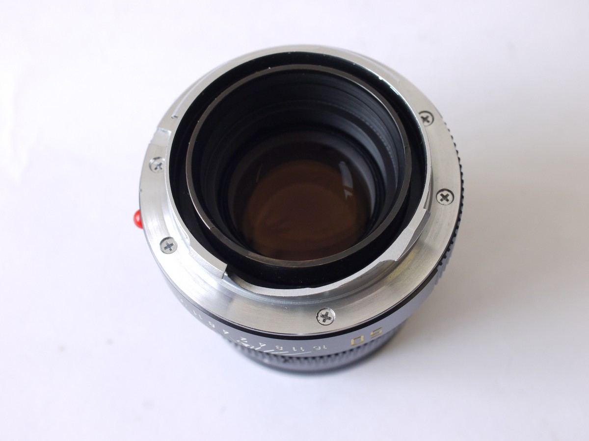mwclassiccameras-20230908-191 Leitz Canada 50mm f2 Summicron-M black anodised Type 4 (No.3262184), with Leitz caps