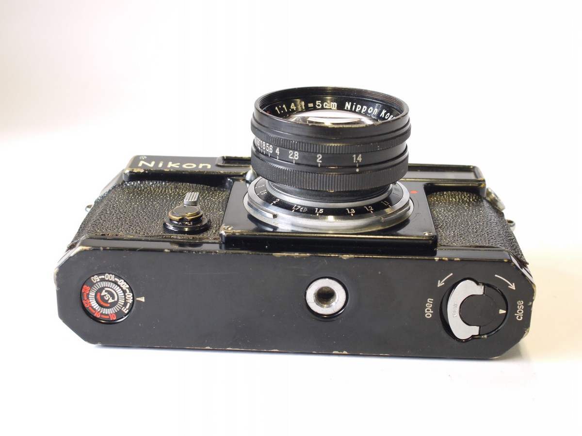 mwclassiccameras-20230908-252 Nikon SP Black repainted body (No.6212129) + 5cm f1.4 Nikkor-SC All black lens.