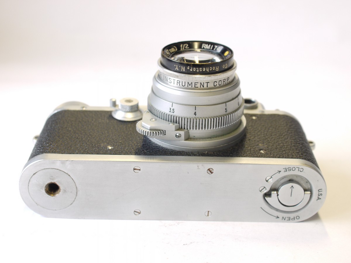 mwclassiccameras-20230908-264 Kardon USA Leica Copy (Civilan Version) + Kodak 47mm f2 Ektar coated L39 Rangefindfer coupled lens. UNCOMMON