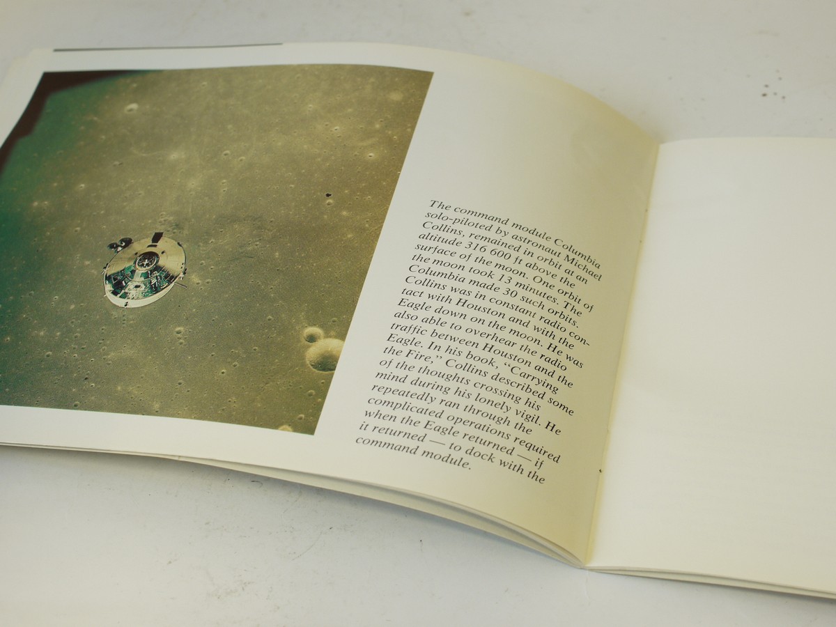 mwclassiccameras-20230908-473 Hasselblad "10 Years on the Moon 1969-79" 24 page booklet c1978`