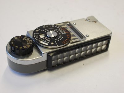Canon P Meter shutter coupled selenium meter, for Canon Leica Copies. NON-WORKING