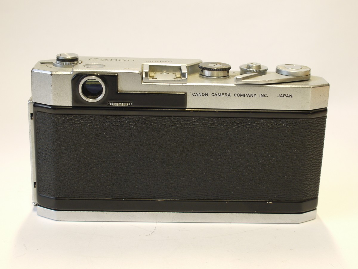 mwclassiccameras-20230922-92 Canon L3 Leica Copy body, chrome (No.537441) c1957