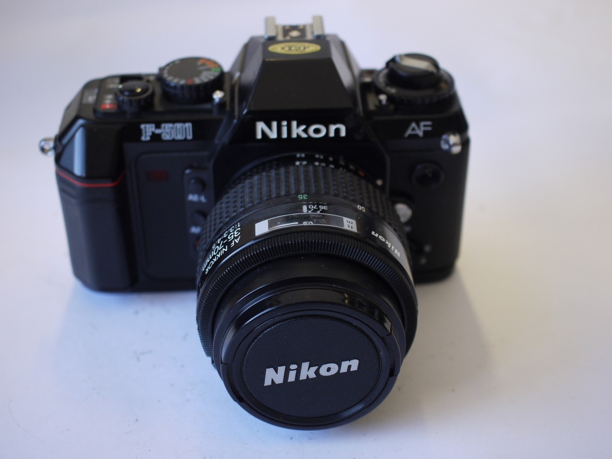mwclassiccameras-20230929-100 Nikon F-501 35mm AF SLR + Nikon 35-70mm f3.3-4.5 AF Nikkor with Nikon front cap