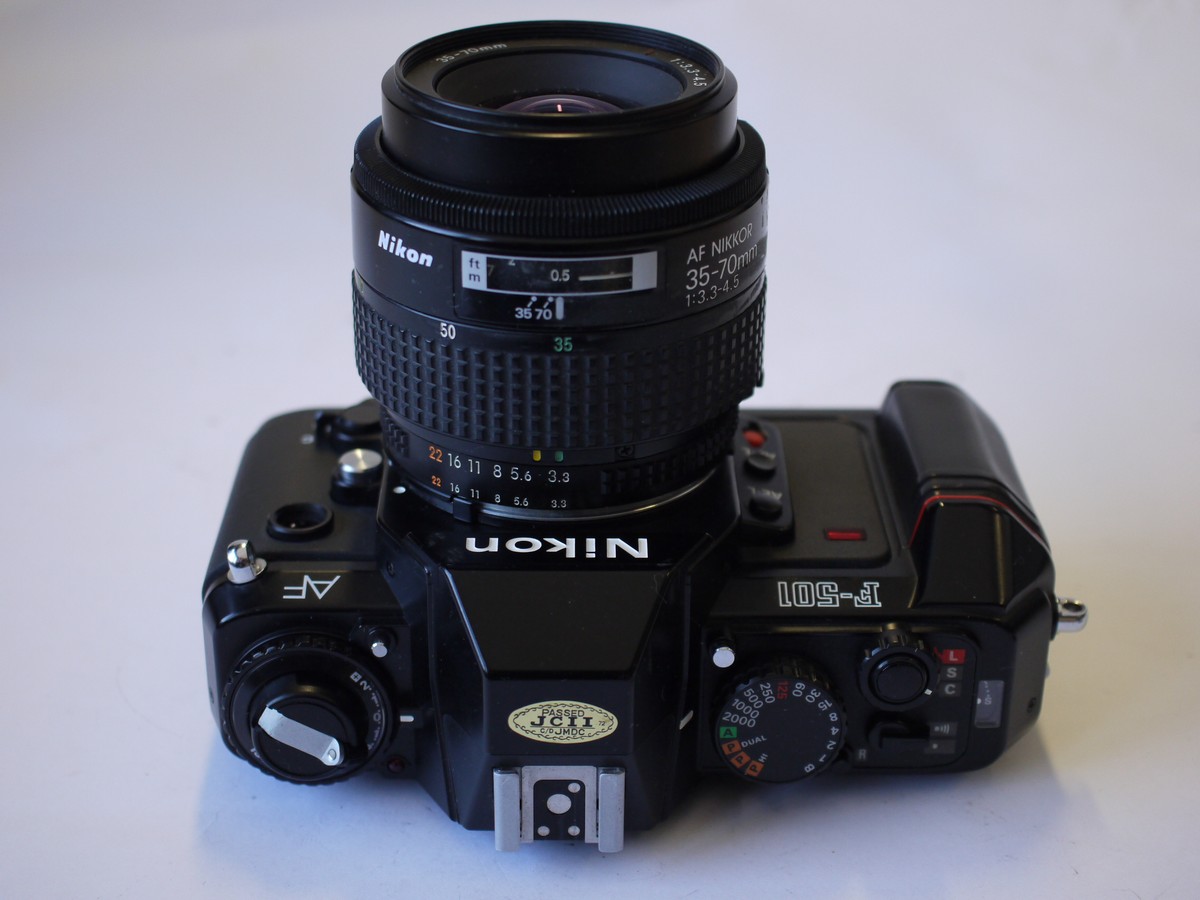 mwclassiccameras-20230929-102 Nikon F-501 35mm AF SLR + Nikon 35-70mm f3.3-4.5 AF Nikkor with Nikon front cap