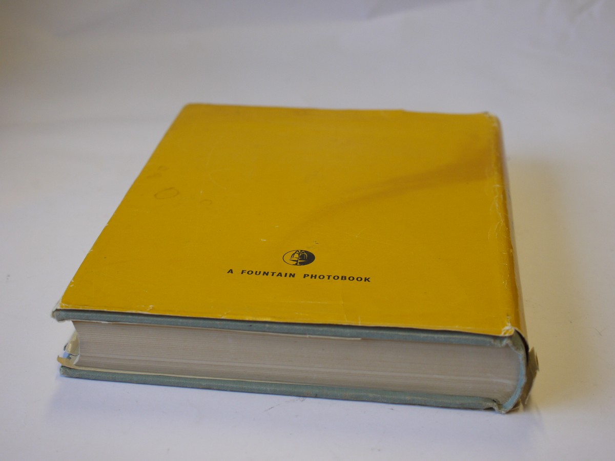 mwclassiccameras-20230929-337 Rollei Manual - The Complete Book of Twin-Lens Photography by Alec Pearlman, 4th Edition c1960. Hardbound with dust cover. 432 pages in English