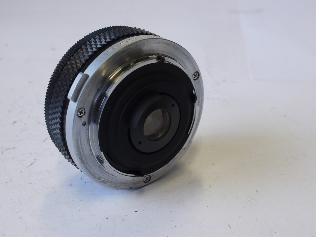 mwclassiccameras-20231013-123 Olympus 16mm f3.5 Zuiko Auto-Fisheye OM mount lens with built-in filters + Olympus caps