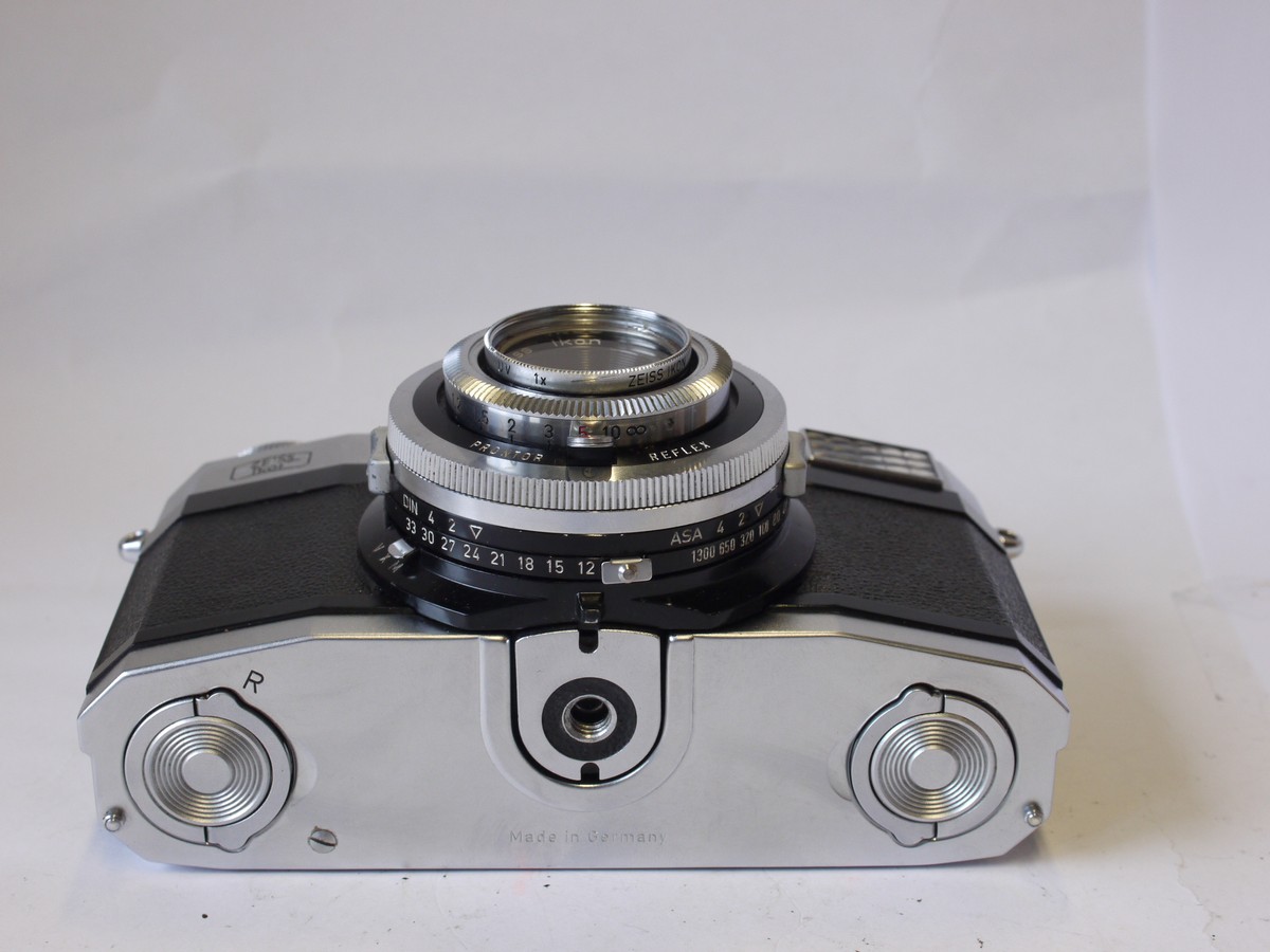 mwclassiccameras-20231013-298 Zeiss Ikon Contaflex Prima (10.1291) 35mm SLR, selenium metered + 45mm f2.8 Pantar interchangeable lens, with Zeiss UV filter, front cap & ER case. UNCOMMON