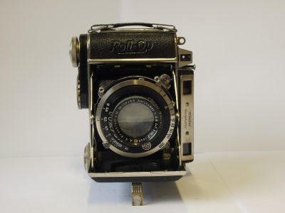 Plaubel Roll-Op 6x4.5 folding coupled rangefinder camera, with additional direct viewfinder, with Plaubel 7.5cm f2.8 Antocomar lens in Compur shutter