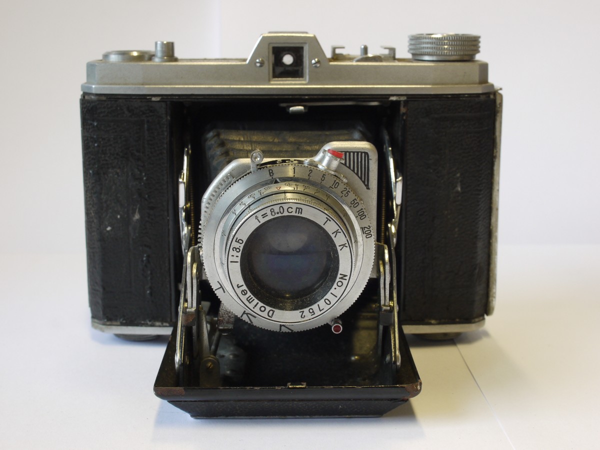 mwclassiccameras-20231027-2 Beauty Six Model 1 c1953 6x6/6.45 on 120 folding camera with 8cm f3.5 Domer lens in TKK shutter. UNCOMMON