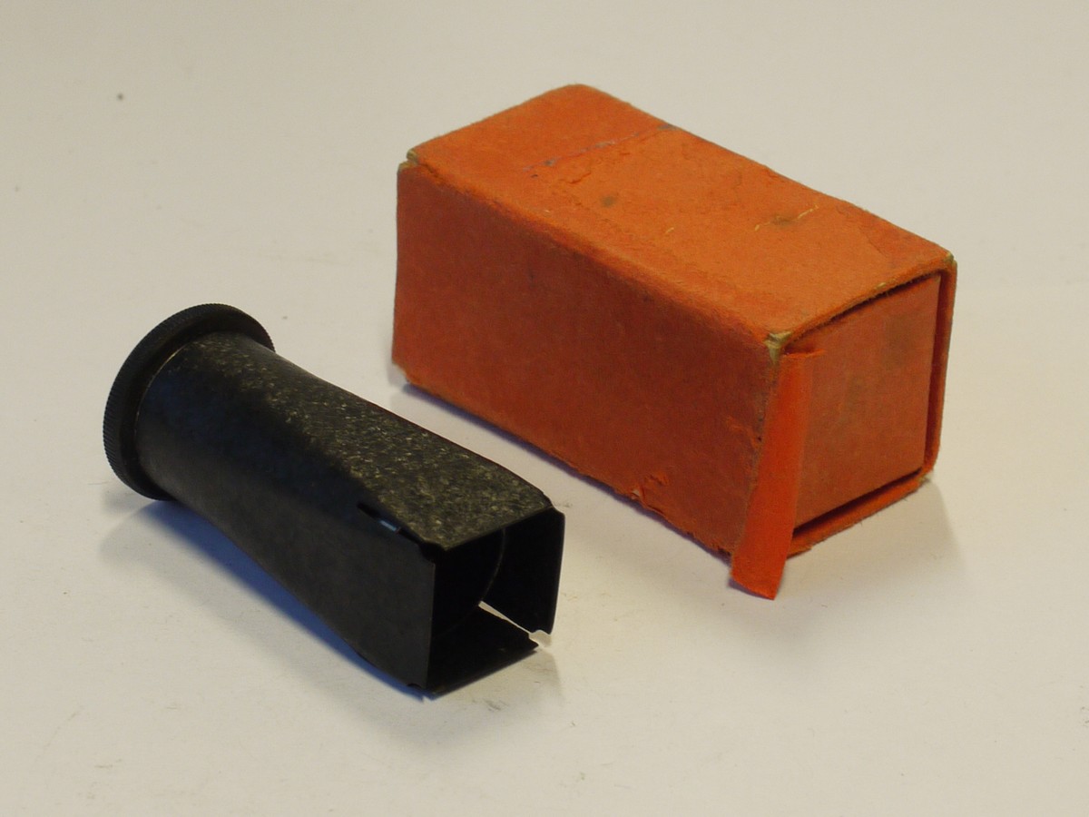 mwclassiccameras-20231027-494 Zeiss Ikon Tall Magnifier Finder (1351), for Contax Rangefinder + Zeiss Orange Box. UNCOMMON