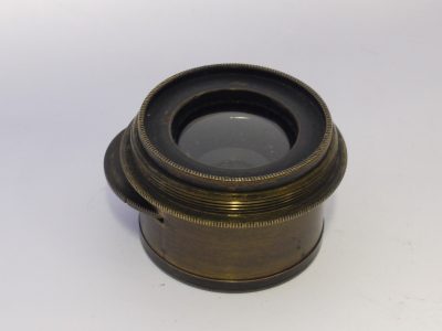 Dr Knoller 4 inch (Estimated) f14 Weitwinkel Anastigmat brass lens with rotating wheel apertures