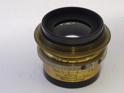Voigtlander 150mm f6.3 Collinear II No.3 (7x5) brass lens with Iris Diaphragm & original front lens cap