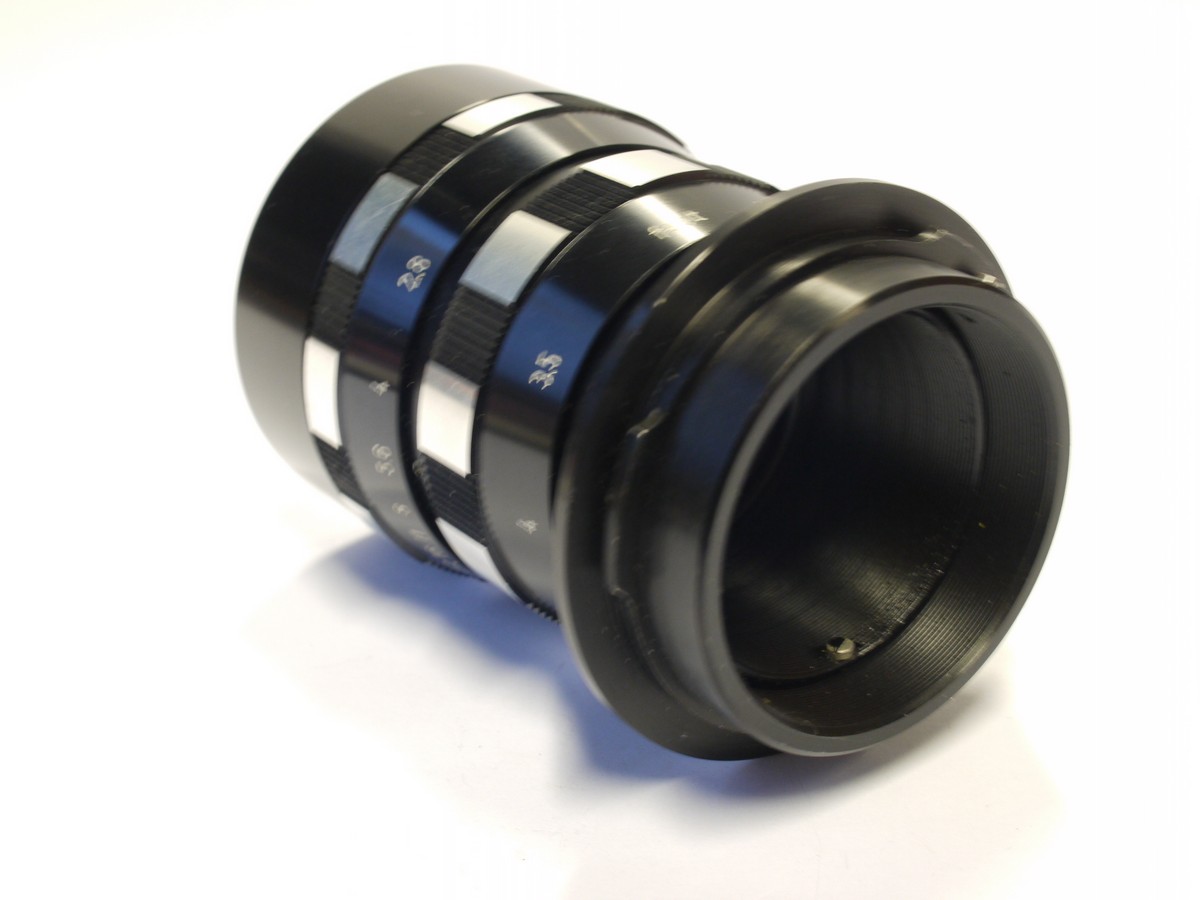 mwclassiccameras-20231103-470 Enna Munchen 95mm f2.8 Ennalyt coated manual focus Praktina mount lens + makers keeper case