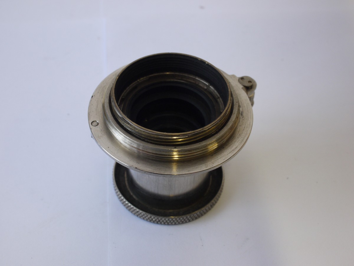 mwclassiccameras-20231103-79 Leitz 50mm f3.5 Elmar-L39 nickel collapsible lens, L39 Rangefinder coupled (No.202534)