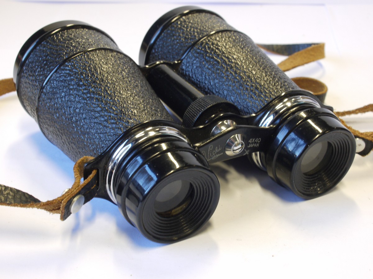 mwclassiccameras-20231110-164 Vicki 4x40 Japanese Opera glass/binoculars, black & chrome + strap & makers Box