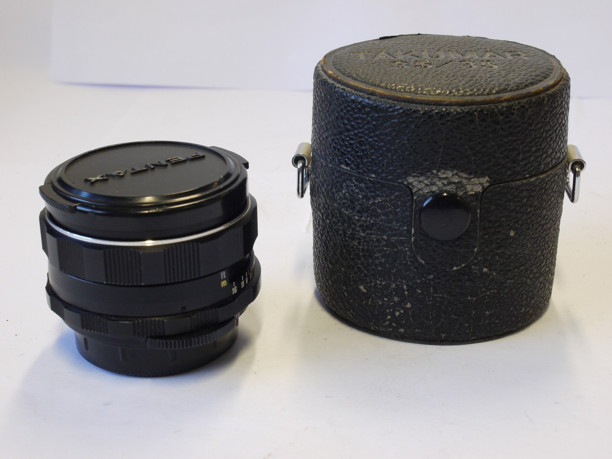 mwclassiccameras-20231110-237 Pentax 35mm f3.5 Super-Multi-Coated Takumarmanual focus M42 screw mout lens + Pentax caps & case