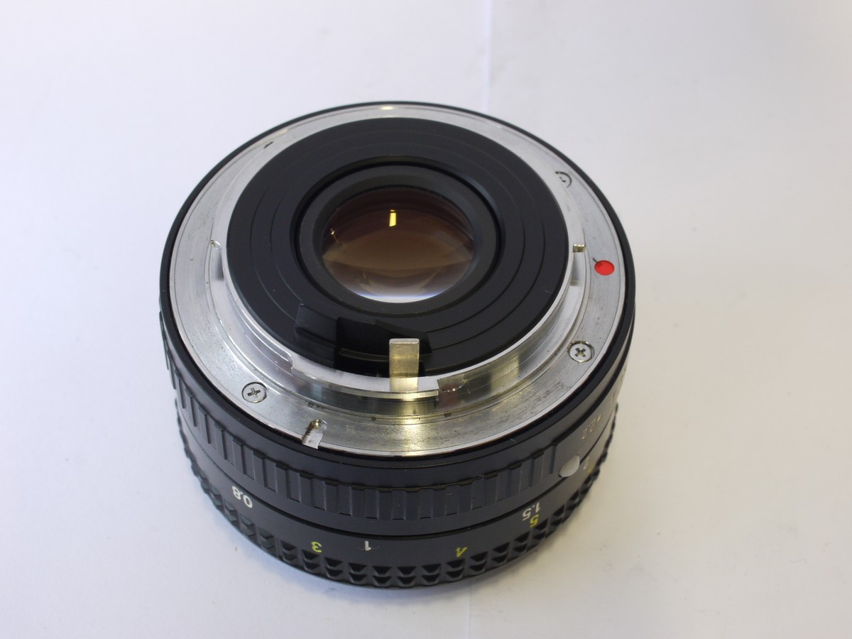 mwclassiccameras-20231110-33 Ricoh 55mm f2.2 Riconar manual focus Pentax K mount lens + Ricoh caps