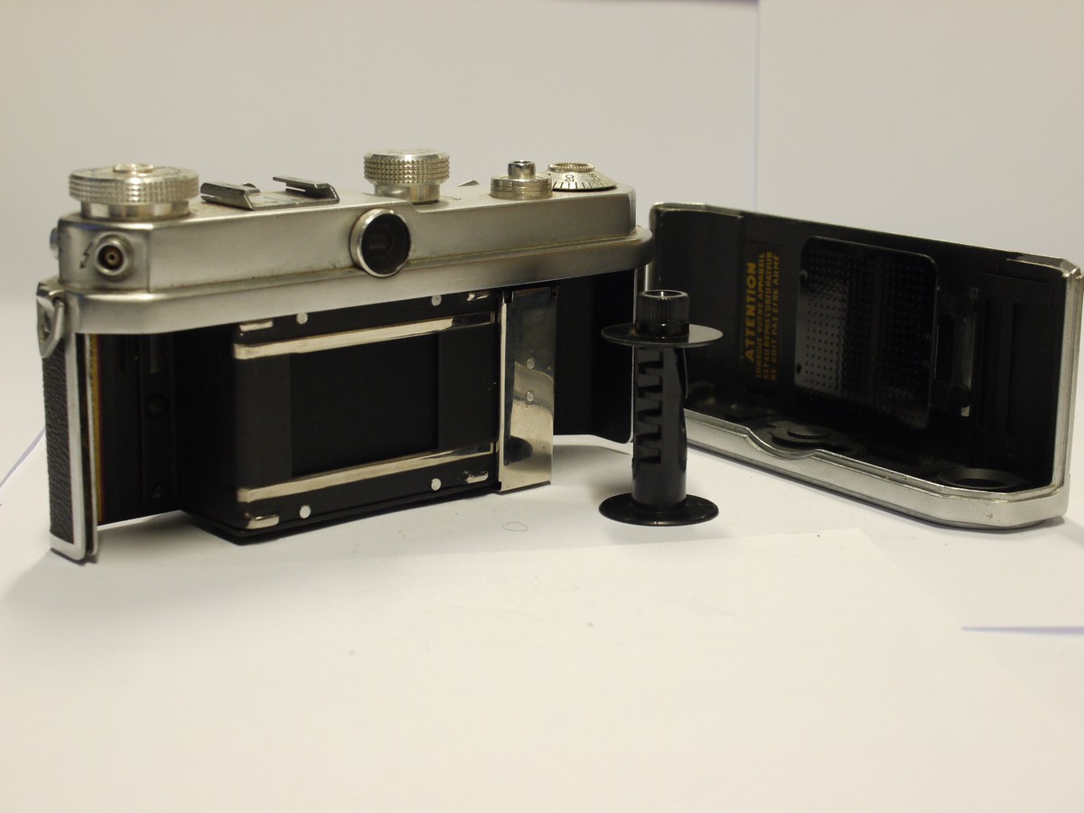 mwclassiccameras-20231117-268 Foca 3 Star Leica Copy (No.411384) + 5cm f3.5 Oplar screw mount lens (36mm thread mount)