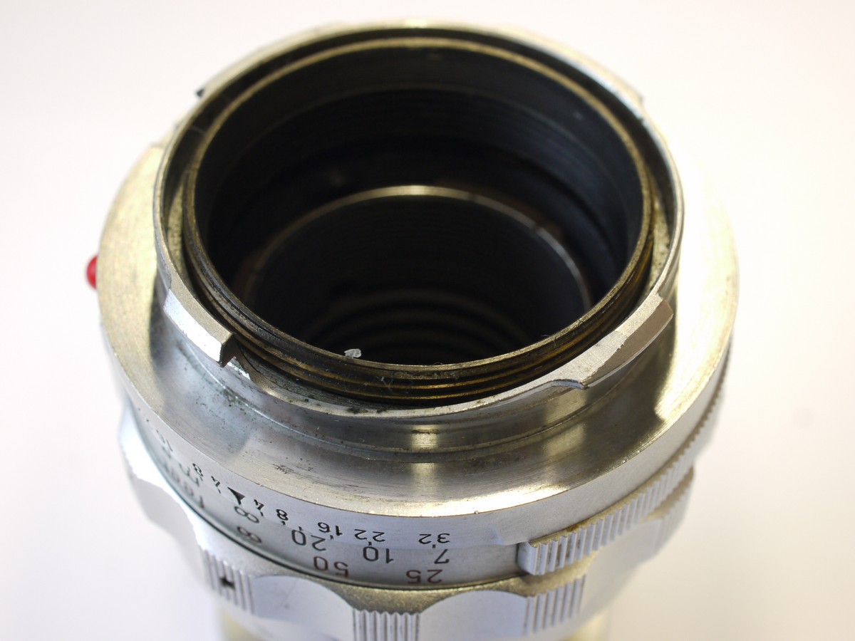 mwclassiccameras-20231117-83 Leitz Wetzlar 9cm f4 Elmar-M chrome, collapsible lens (No.1630314)